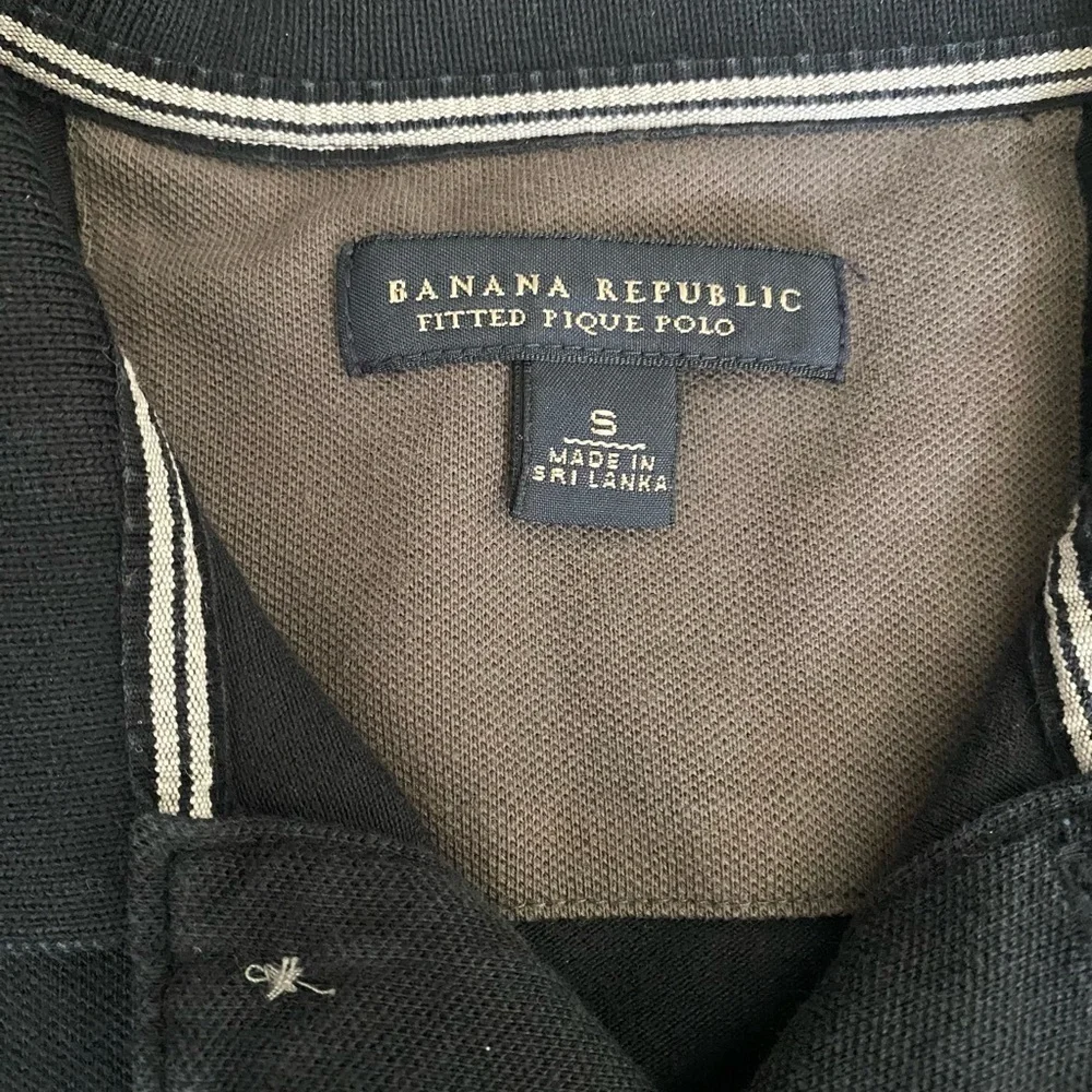 Banana Republic black fitted pique Polo Small